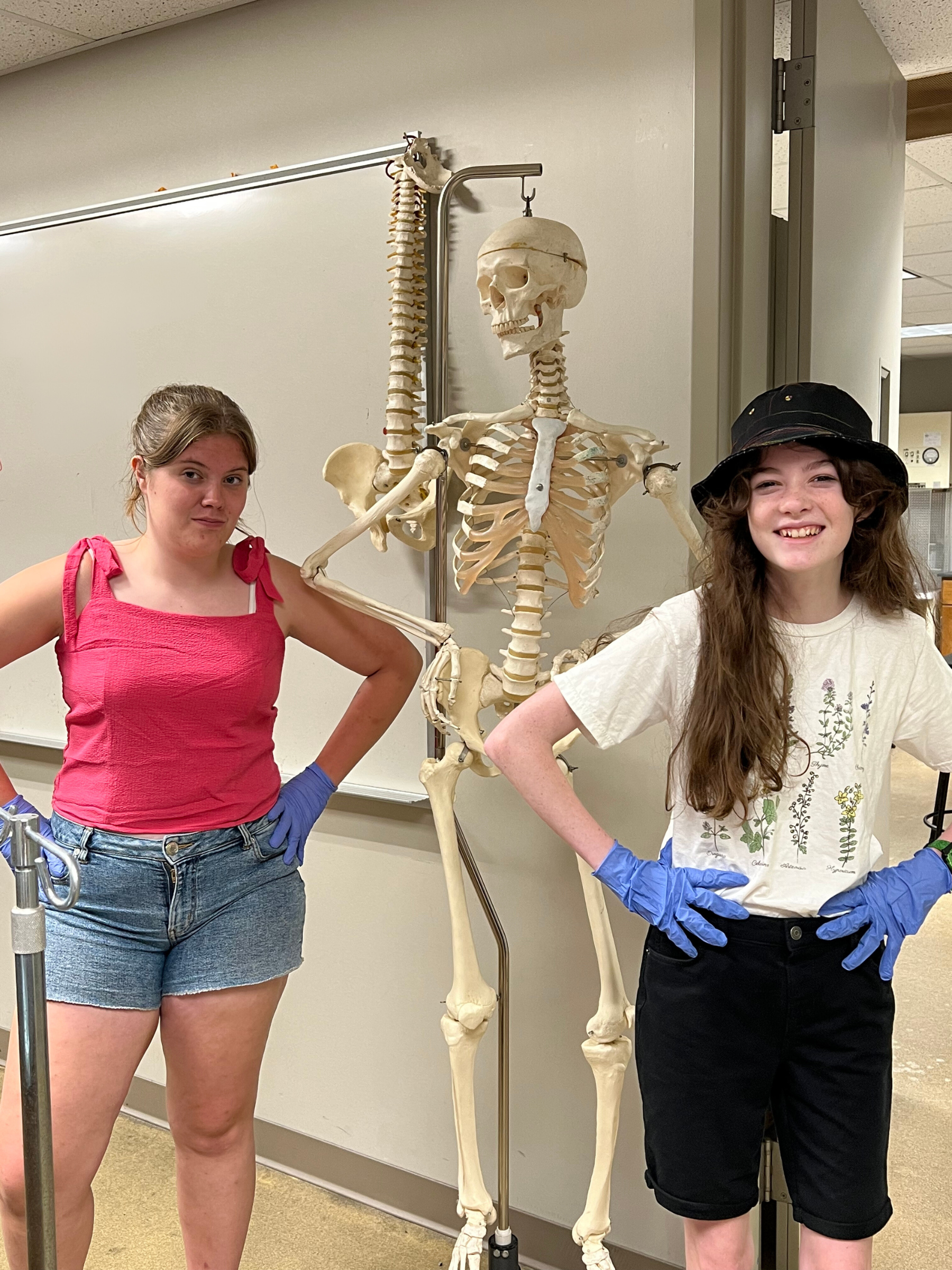 EYM 2023 girls w skeleton